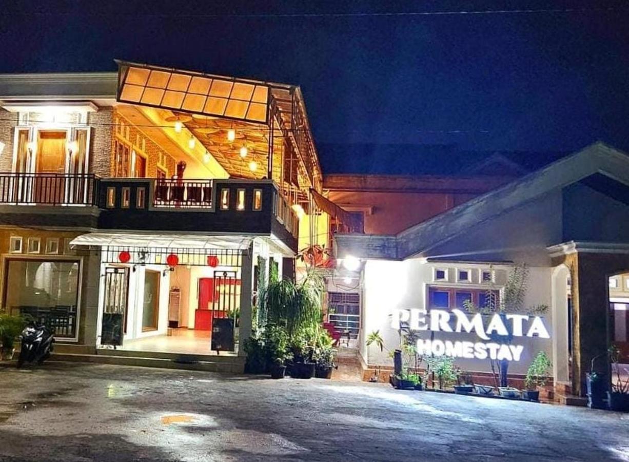 Permata Homestay Kotamobagu Mitra Reddoorz Extérieur photo